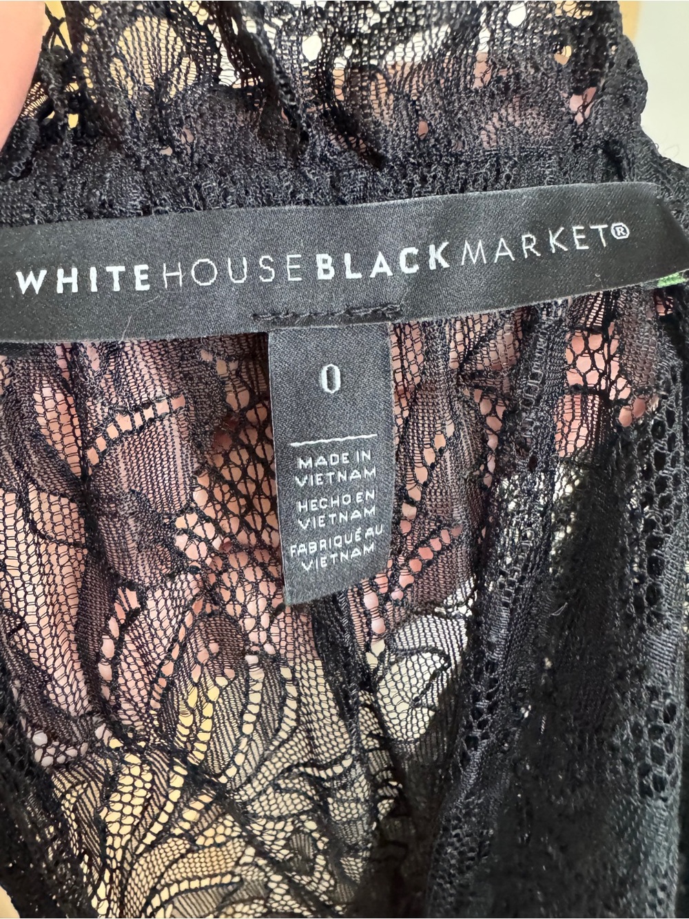 🌸White House Black Market Black Lace Peplum Blouse size 0 Preppy Fairy Feminine - Picture 9 of 11